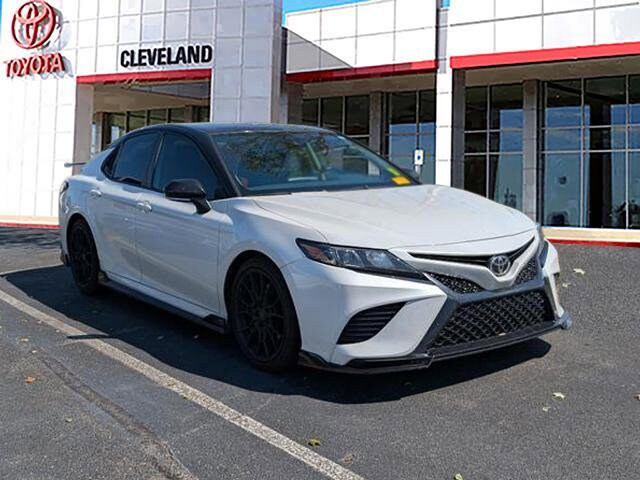 2022 Toyota Camry TRD V6 photo 2
