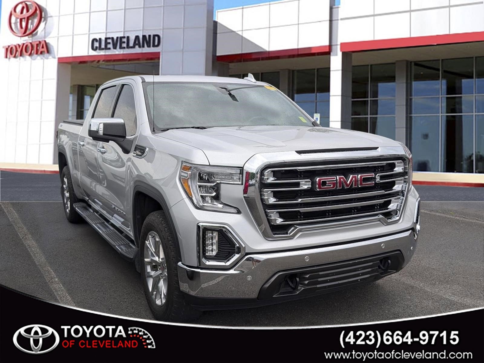 2020 GMC Sierra 4WD Crew Cab Short Box SLT's photo