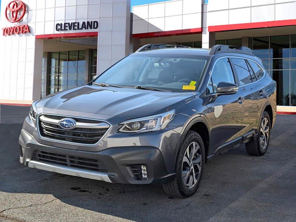 2022 Subaru Outback Limited photo 2