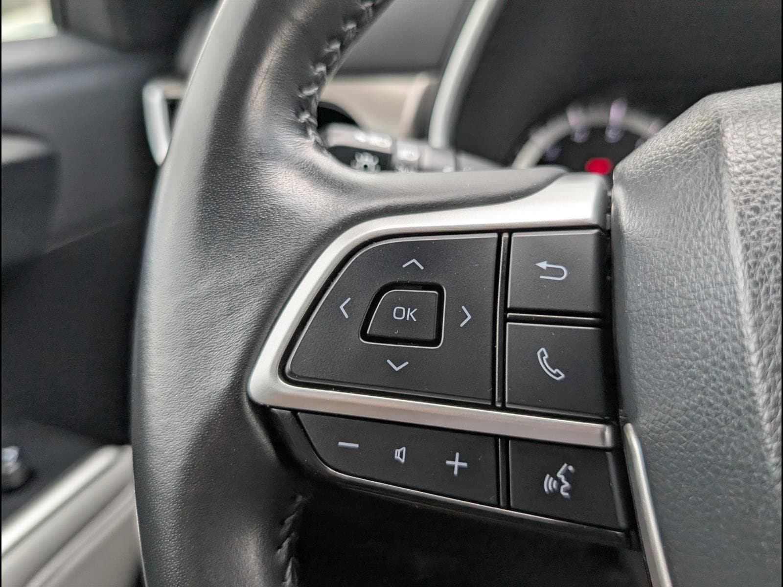 2023 Toyota Highlander XLE - Photo 23