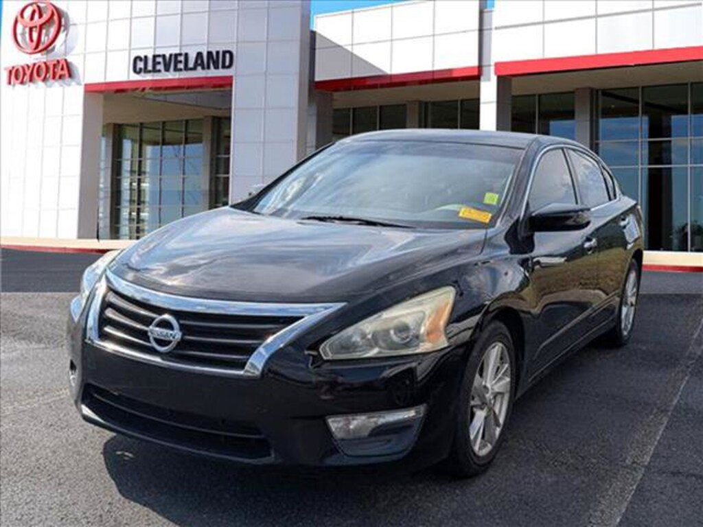 Used 2013 Nissan Altima 2.5 SV Sedan