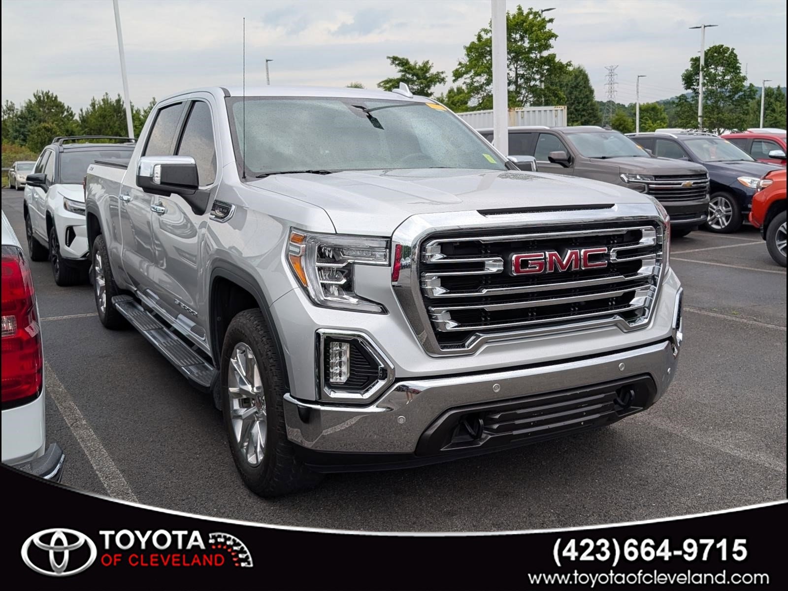 2020 GMC Sierra 4WD Crew Cab Short Box SLT's photo