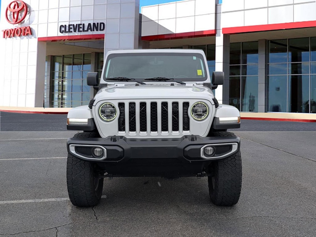 Used 2020 Jeep Gladiator Overland Truck Crew Cab