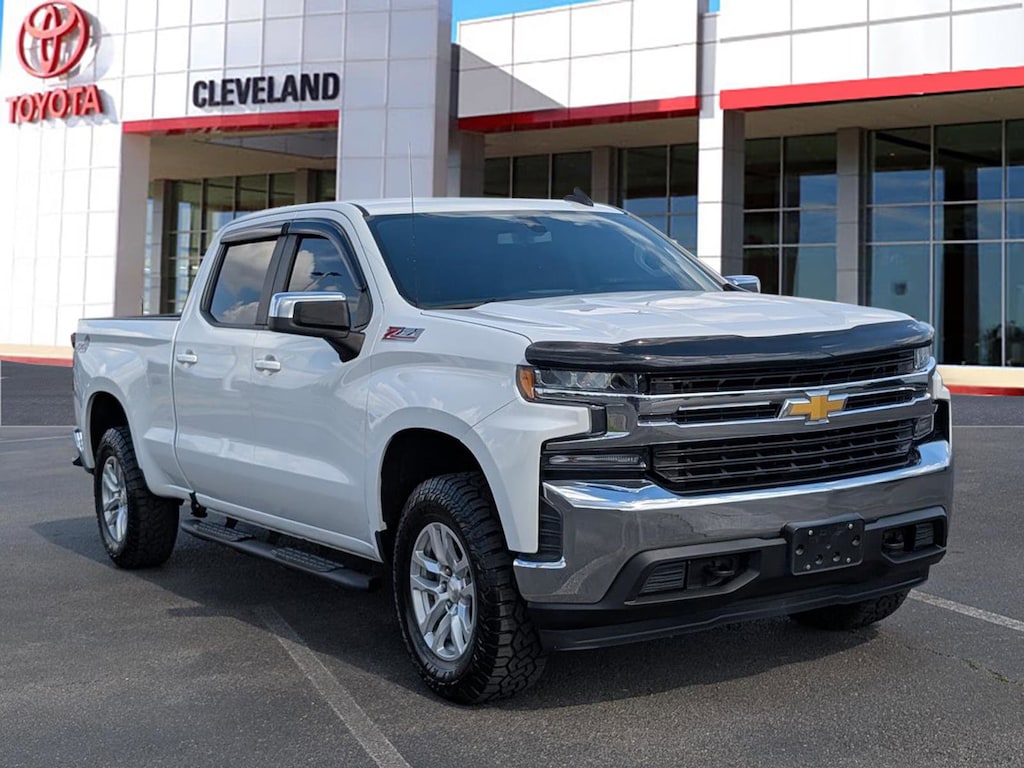 Used 2020 Chevrolet Silverado 1500 LT Truck Crew Cab