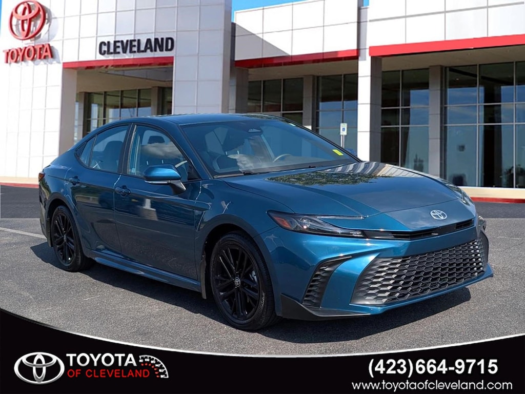 Used 2026 Toyota Camry SE Sedan