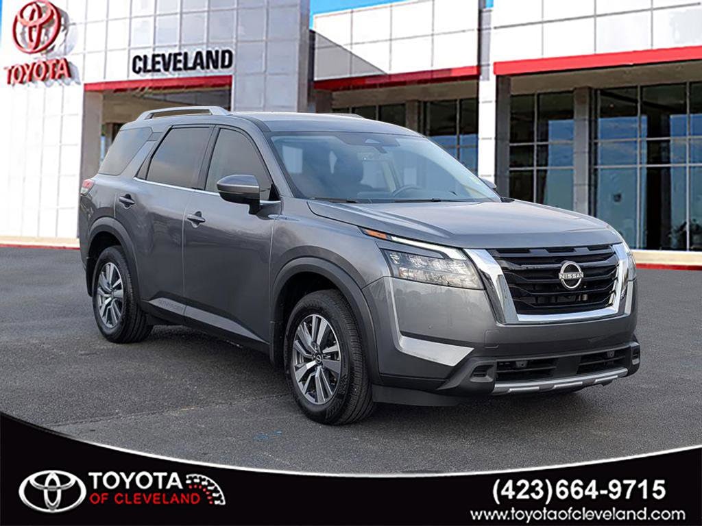 2025 Nissan Pathfinder SL's photo