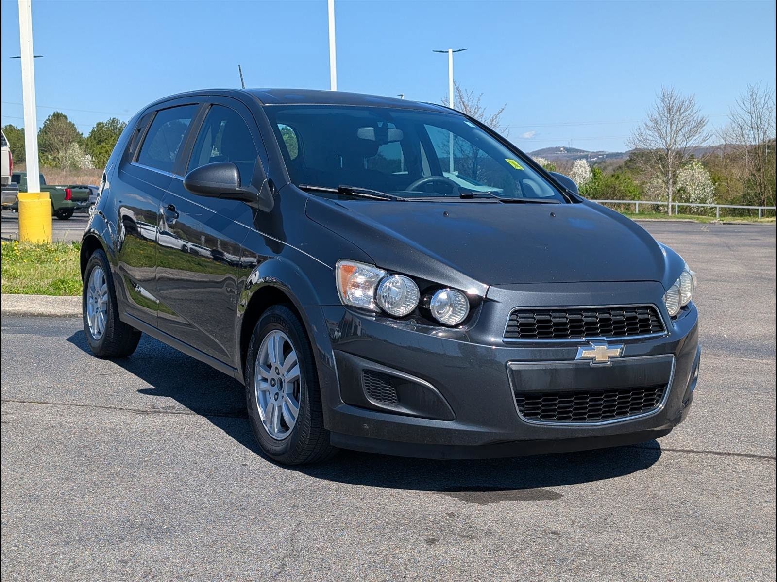 2015 Chevrolet Sonic LT Hatchback FWD