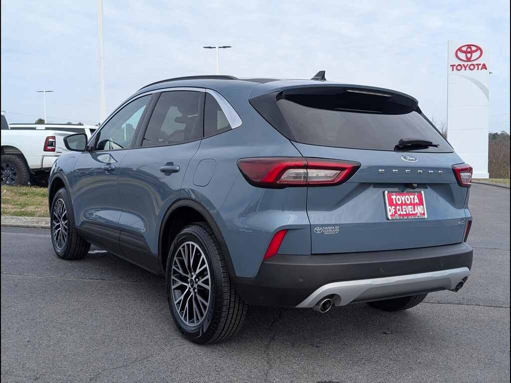 Used 2024 Ford Escape Base SUV