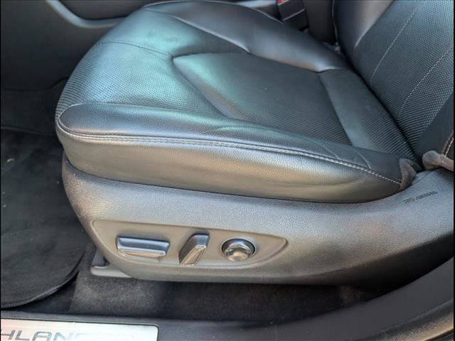2023 Toyota Highlander Limited - Photo 10