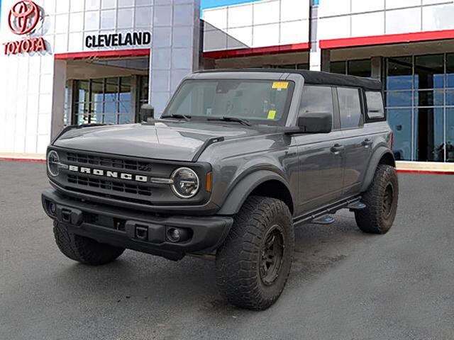 2023 Ford Bronco Black Diamond photo 4
