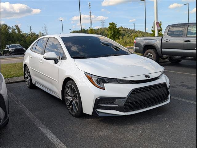 Used 2022 Toyota Corolla SE with VIN 5YFS4MCE8NP111565 for sale in Northfield, Minnesota