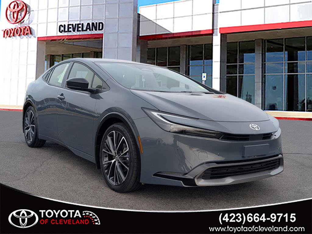 2024 Toyota Prius XLE's photo
