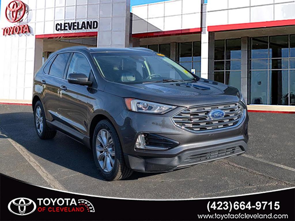 2019 Ford Edge Titanium's photo