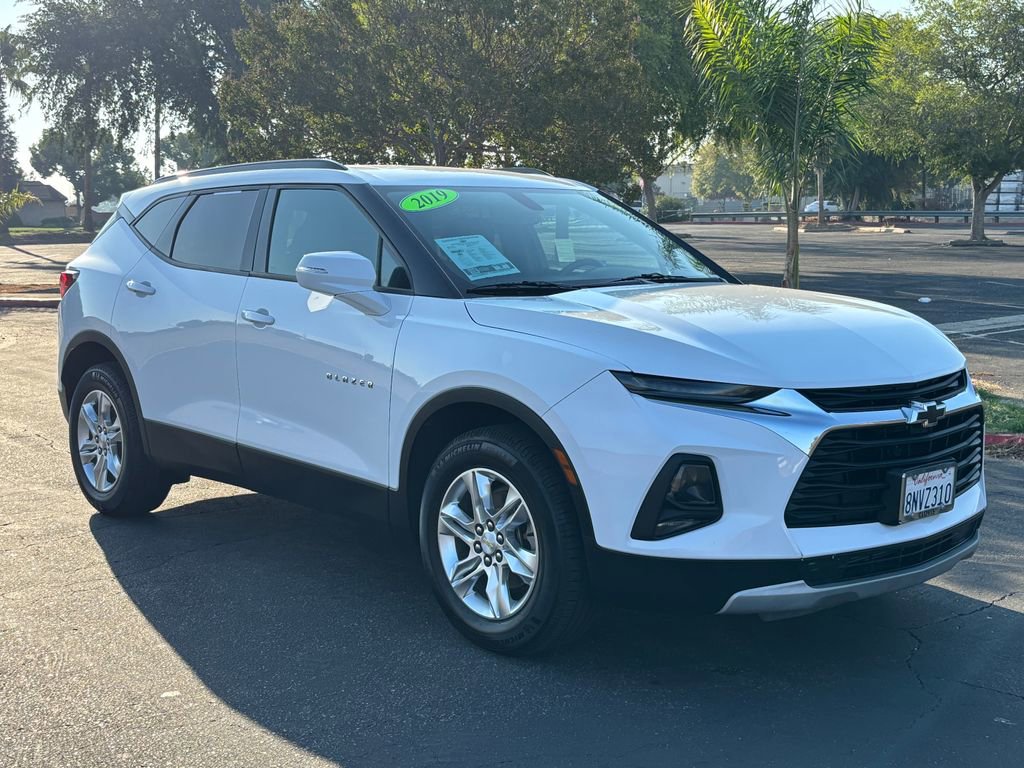 2019 Chevrolet Blazer 1LT photo 3