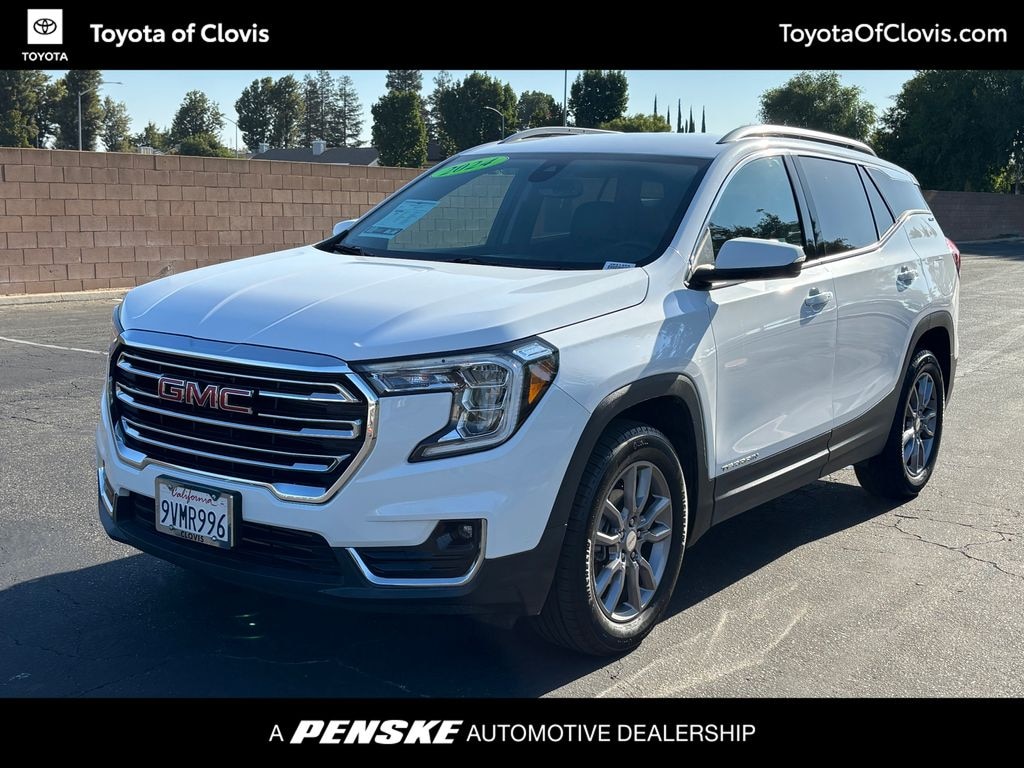 Used 2024 GMC Terrain SLT SUV
