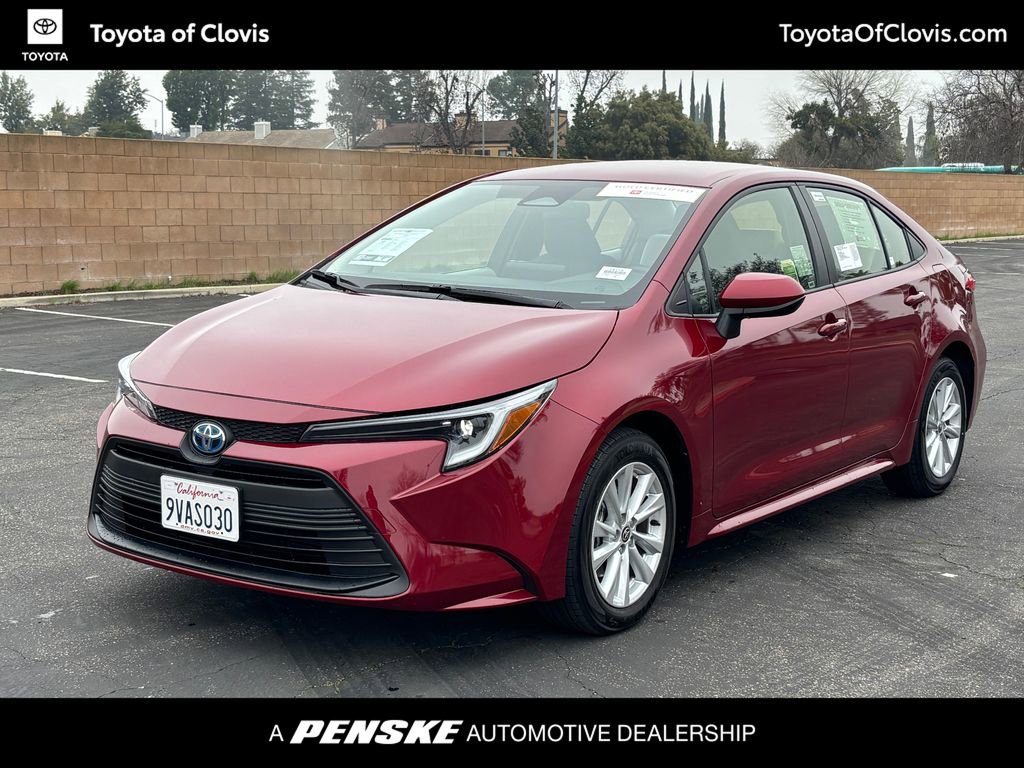 2025 Toyota Corolla LE