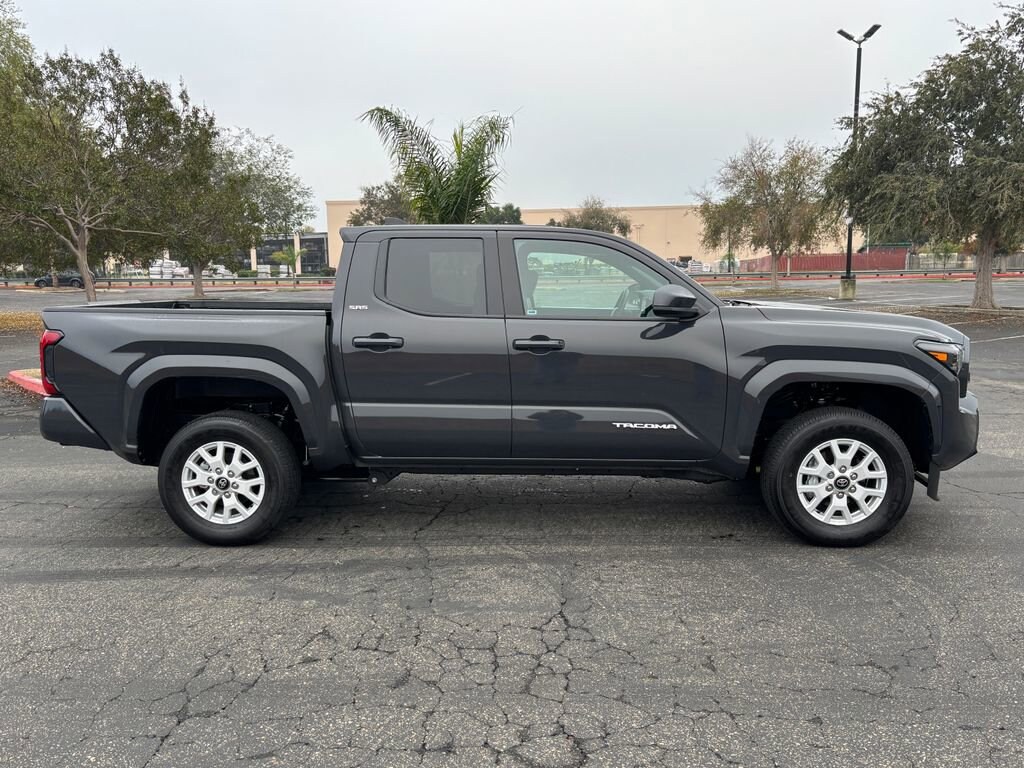 Used 2025 Toyota Tacoma SR5 Truck Double Cab
