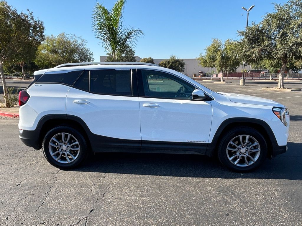 Used 2024 GMC Terrain SLT SUV