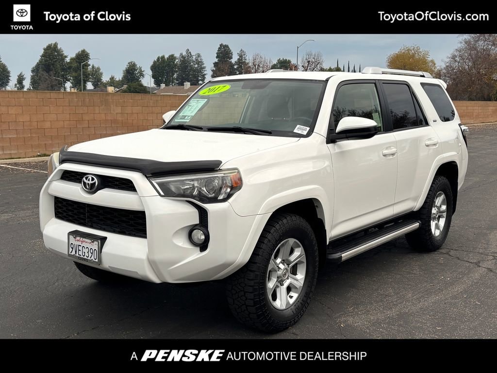 2017 Toyota 4Runner SR5's photo