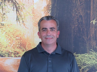 Staff member Merle Dasher from ID_6639662ad104