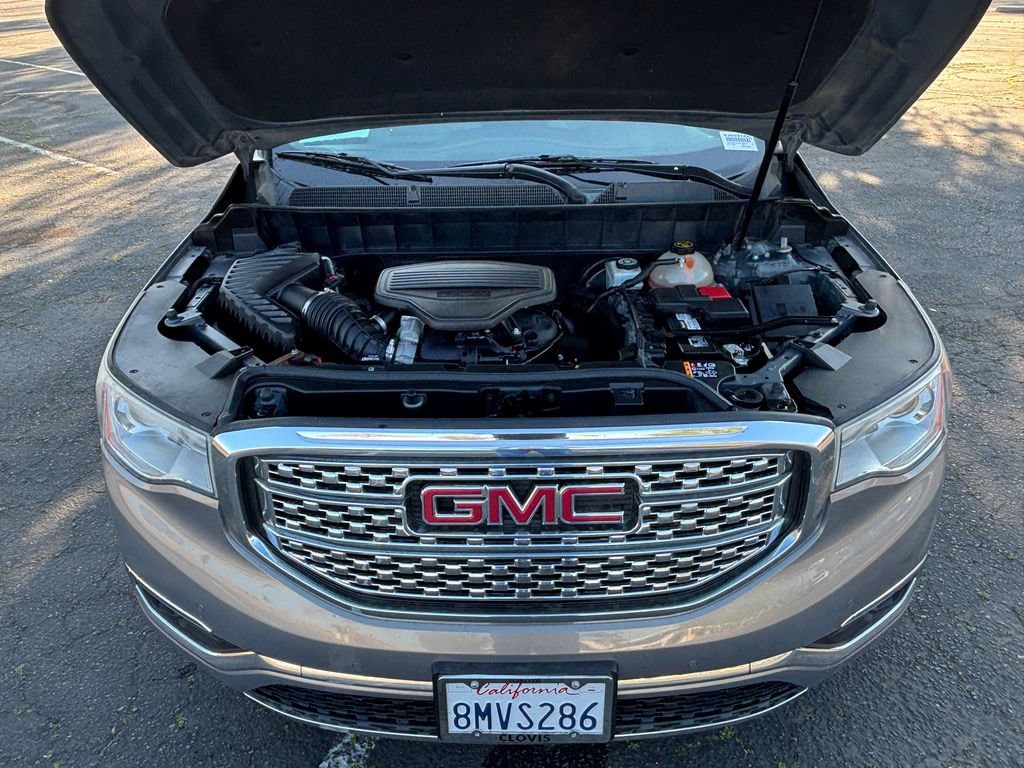 2019 GMC Acadia Denali - Photo 32