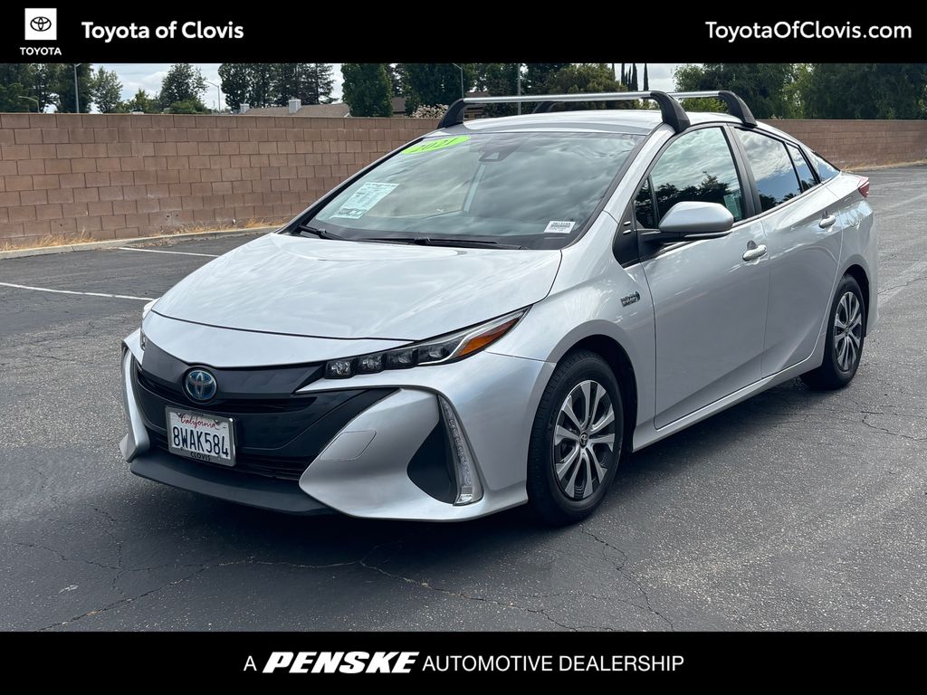 2021 Toyota Prius Prime LE's photo