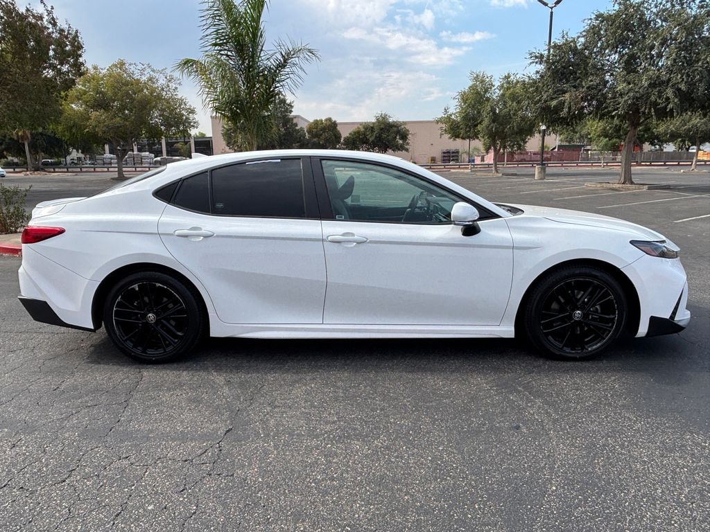 Used 2025 Toyota Camry SE Sedan