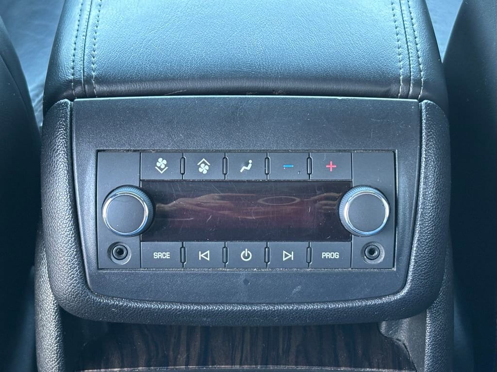 2014 GMC Acadia Denali - Photo 17