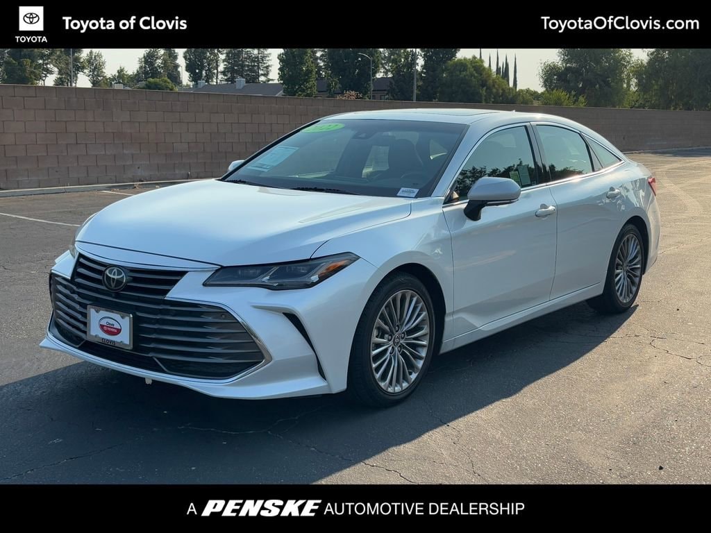 2022 Toyota Avalon Sedan 