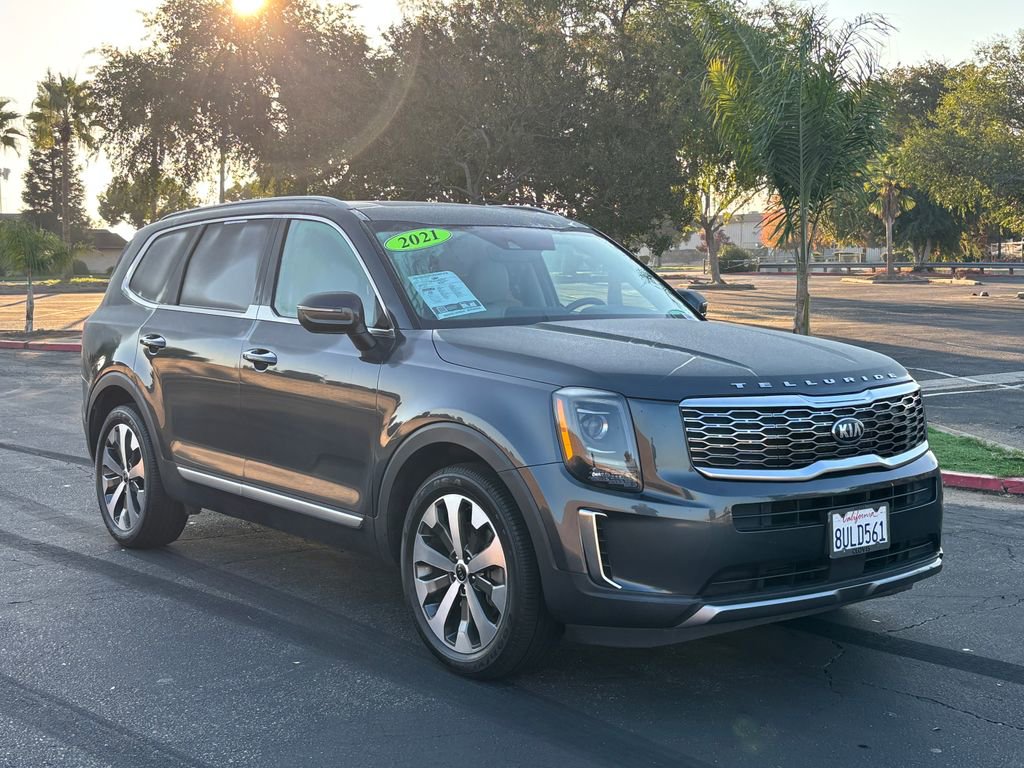 2021 Kia Telluride S photo 3