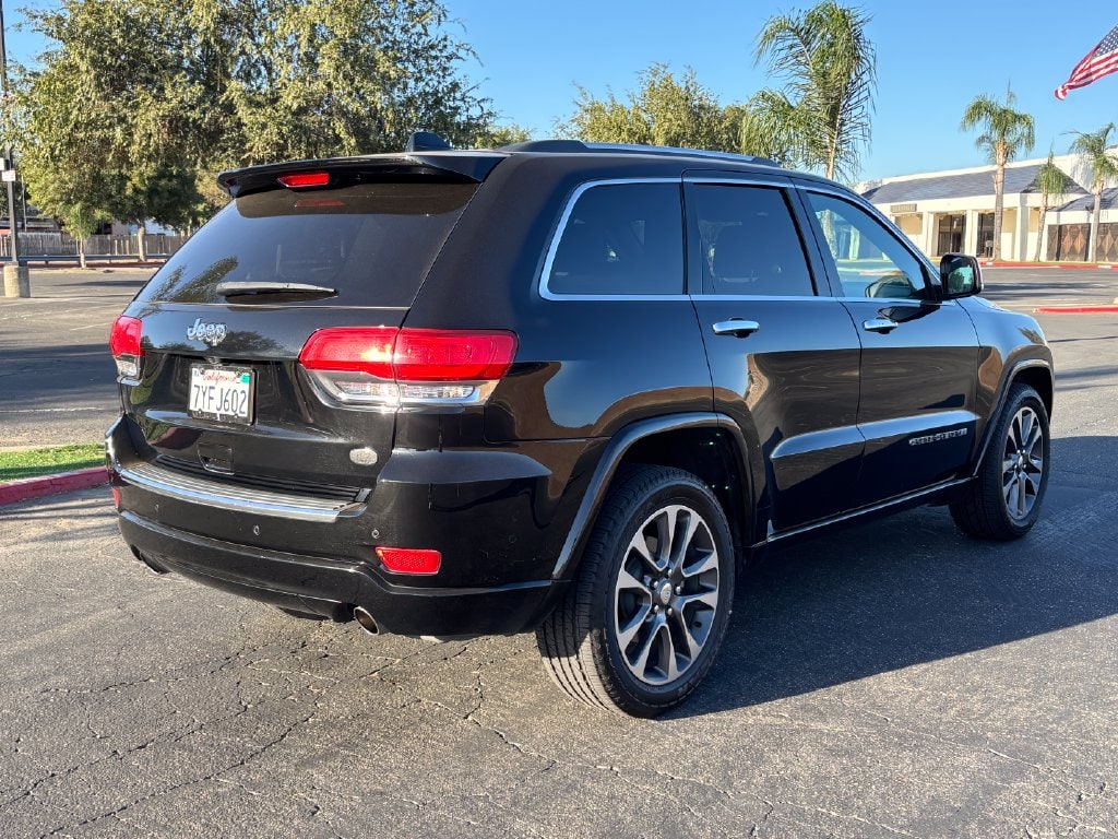 Used 2017 Jeep Grand Cherokee Overland SUV