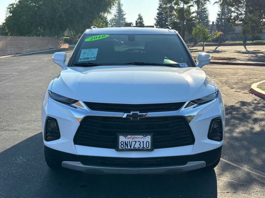 2019 Chevrolet Blazer 1LT photo 2