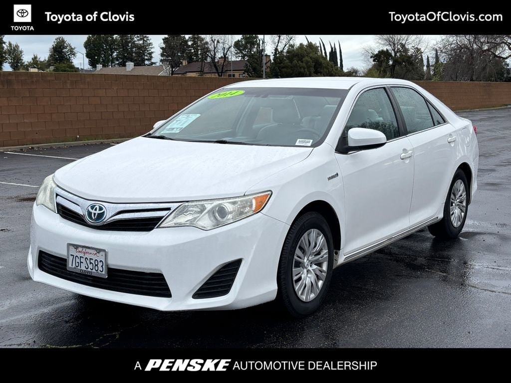 2014 Toyota Camry LE Hybrid