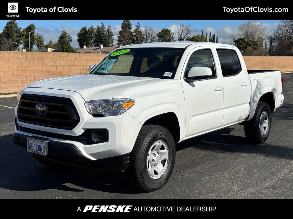2022 Toyota Tacoma SR's photo