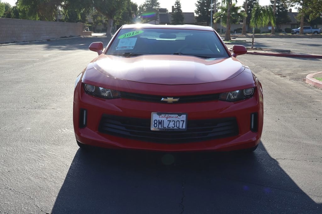 Used 2018 Chevrolet Camaro 1LT with VIN 1G1FB1RX5J0115617 for sale in Clovis, CA