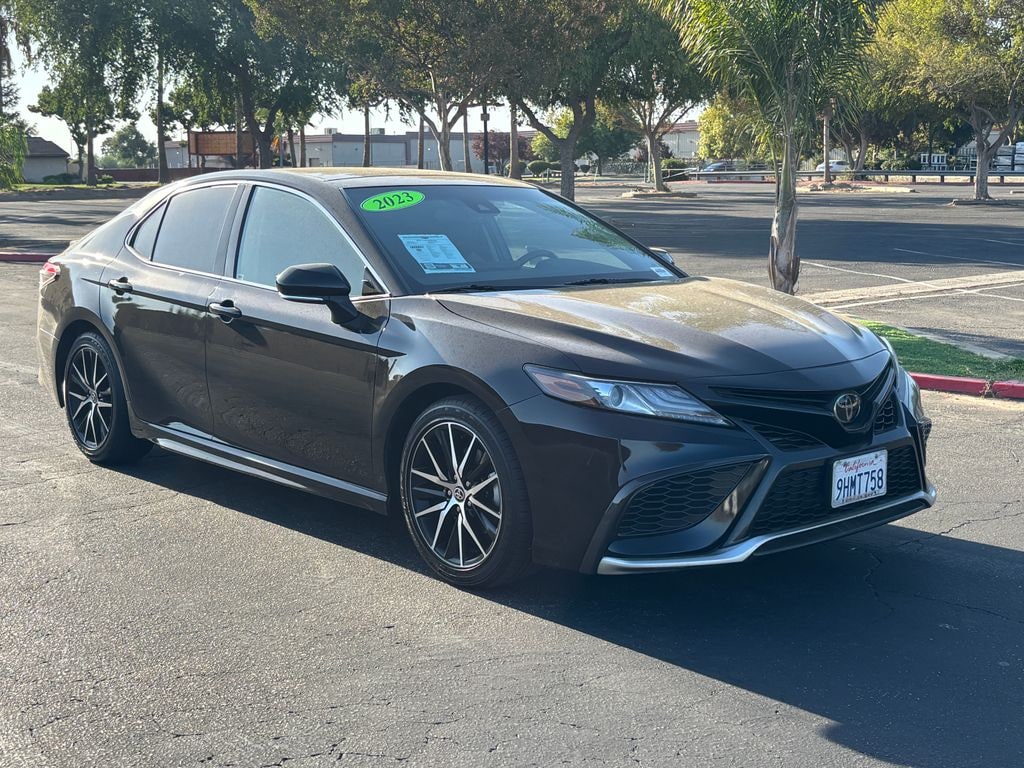 Used 2024 Toyota Camry SE Sedan
