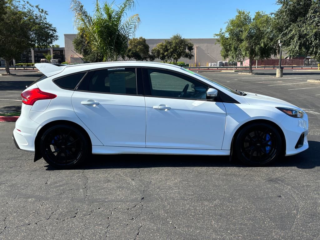 2016 Ford Focus RS photo 4