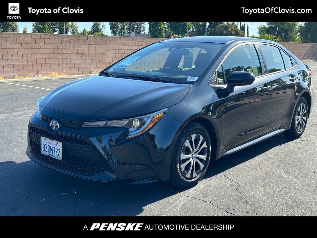 2022 Toyota Corolla LE Hybrid CVT's photo