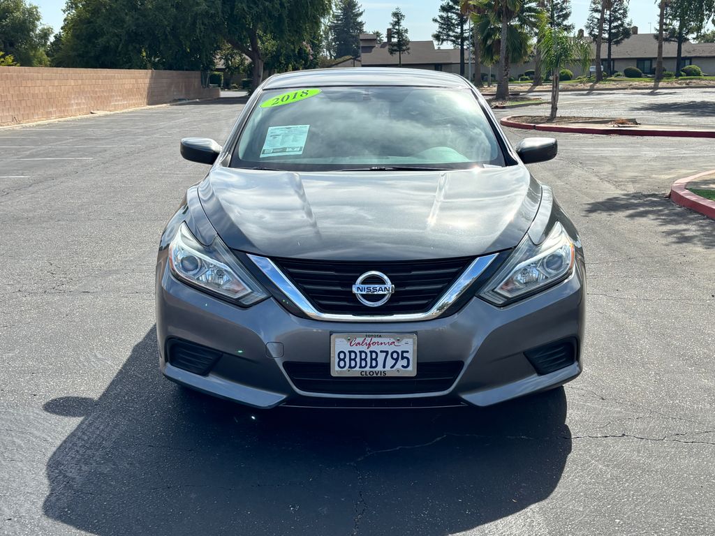 Used 2018 Nissan Altima S with VIN 1N4AL3AP9JC106705 for sale in Clovis, CA