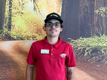 Staff member Devin Poindexter from ID_ed4f4eaa17a1