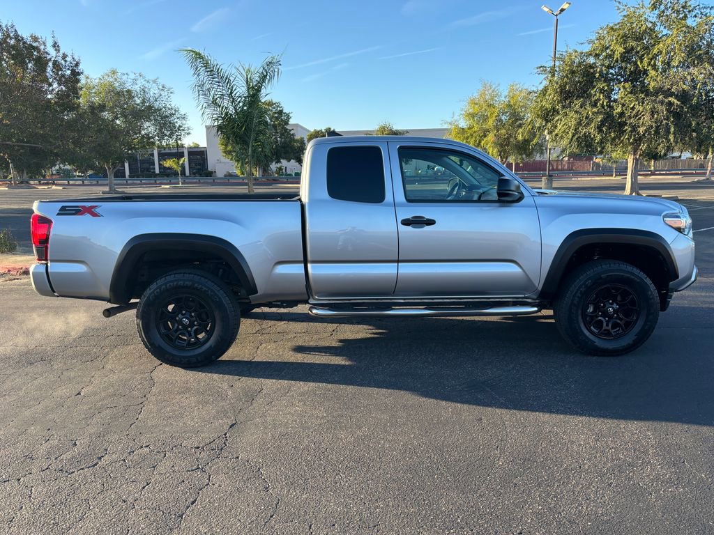 2020 Toyota Tacoma SR V6 photo 4