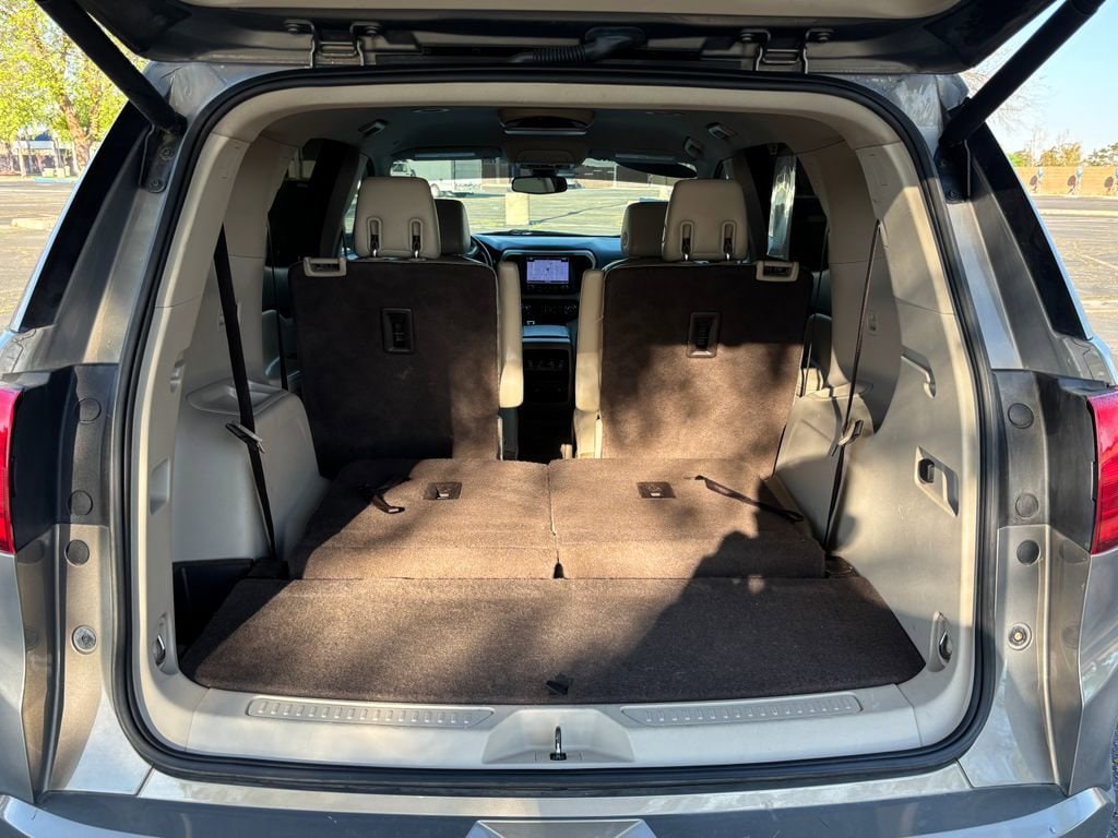 2019 GMC Acadia Denali - Photo 30