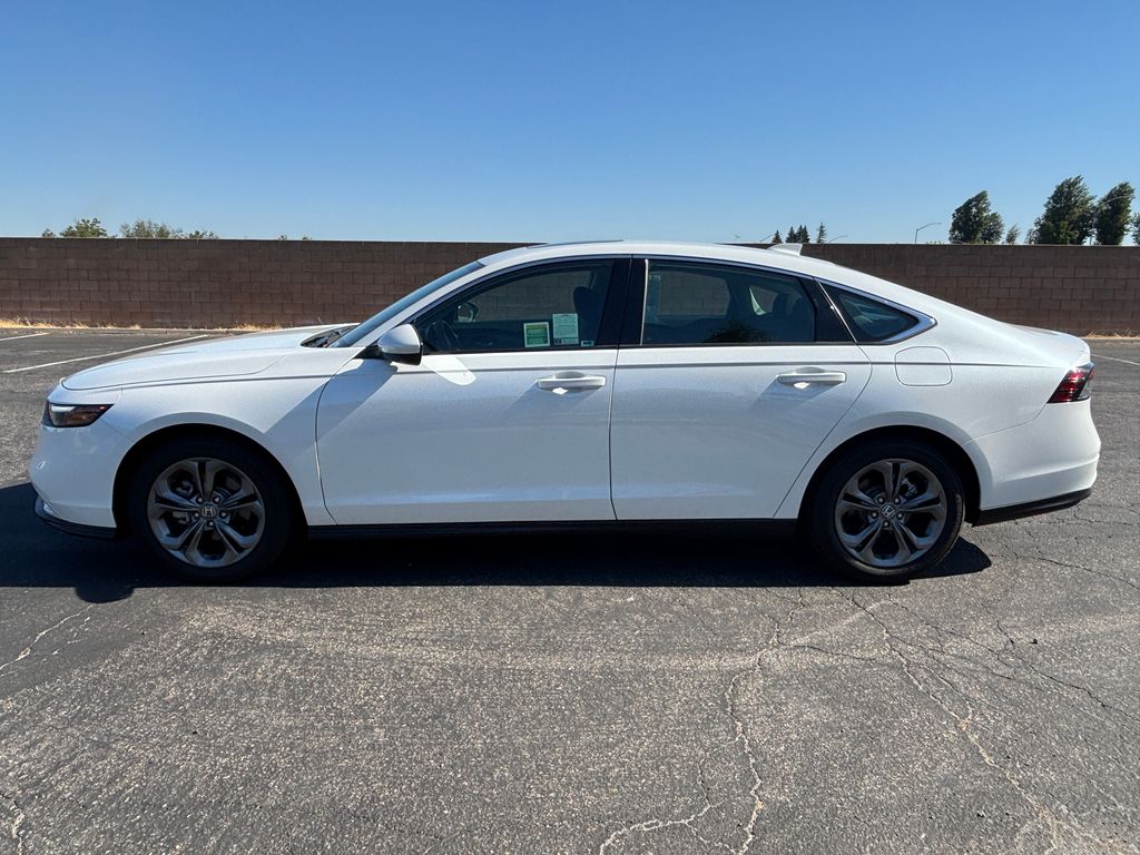2024 Honda Accord EX - Photo 8