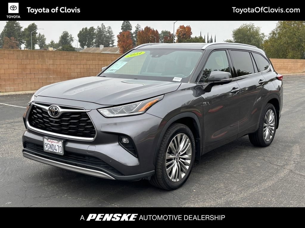 2023 Toyota Highlander SUV 