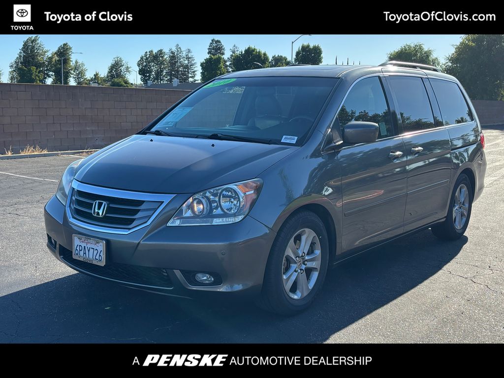 2010 Honda Odyssey Touring's photo