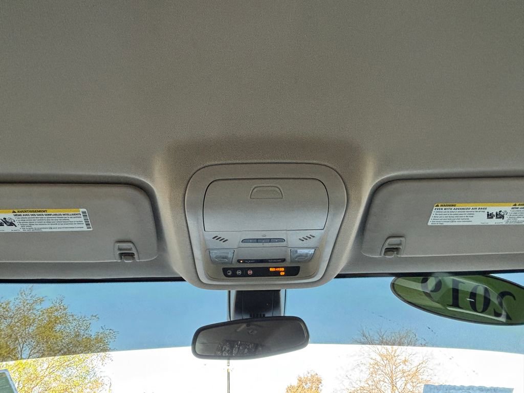 2019 GMC Acadia Denali - Photo 18