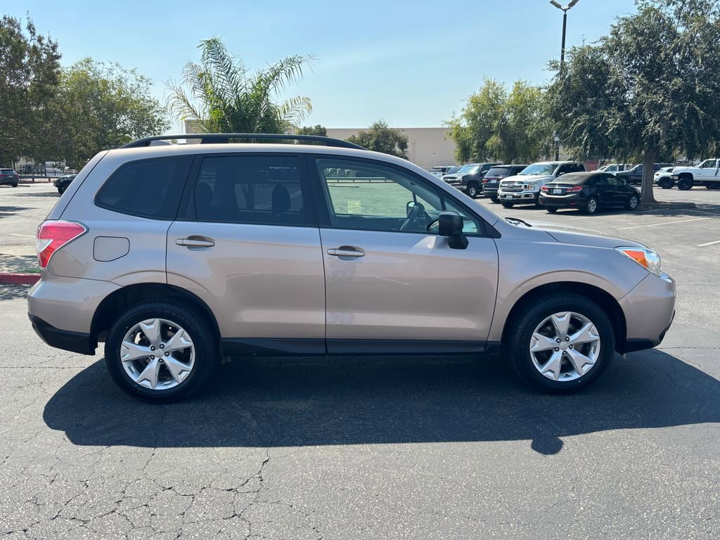 2016 Subaru Forester 2.5i photo 4