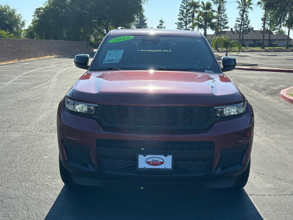 Used 2023 Jeep Grand Cherokee L L Laredo SUV