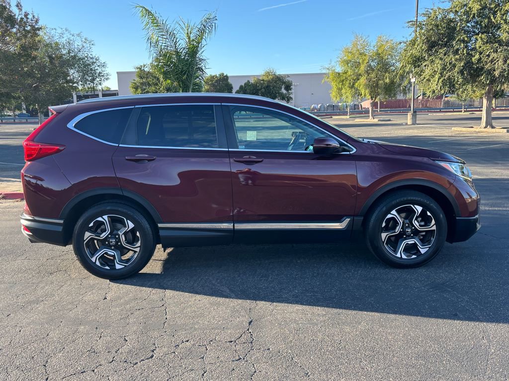 2018 Honda CR-V Touring photo 4