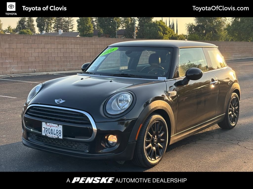 2016 MINI Cooper